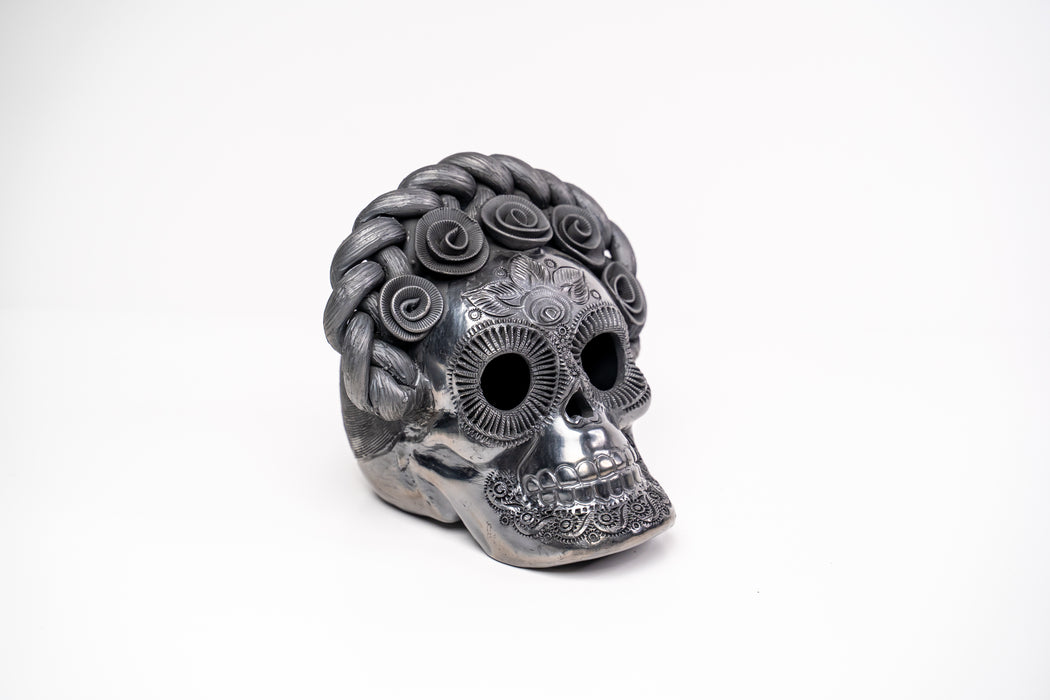 La Catrina de Barro Negro: Frida Kahlo Inspired Ceramic Skull