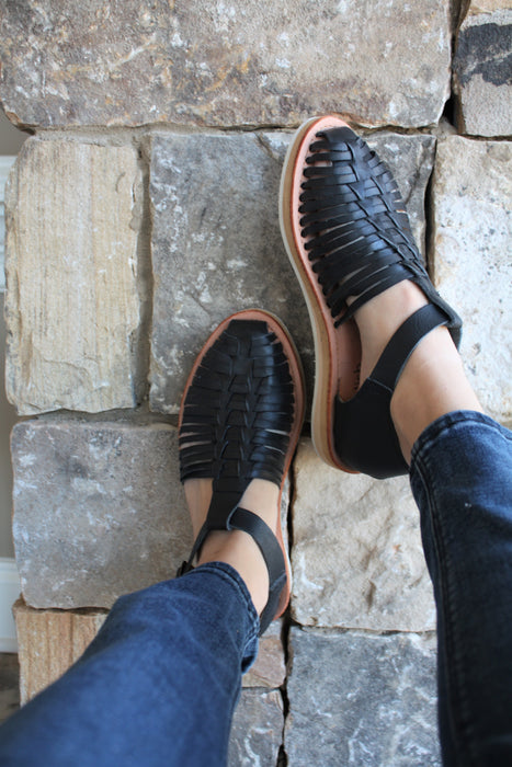 Black Almond Huaraches