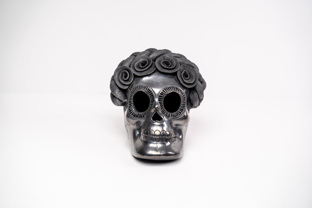 La Catrina de Barro Negro: Frida Kahlo Inspired Ceramic Skull